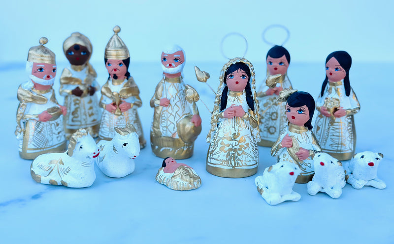 Mexico Nativity (medium) - White