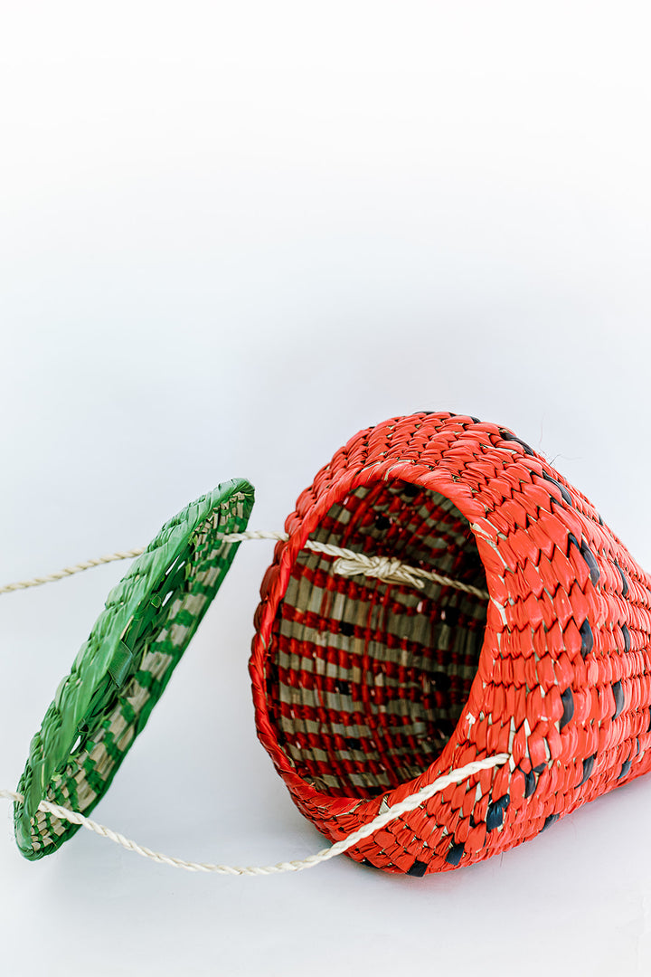 Basket - Strawberry Purse – Casa Bella Vida
